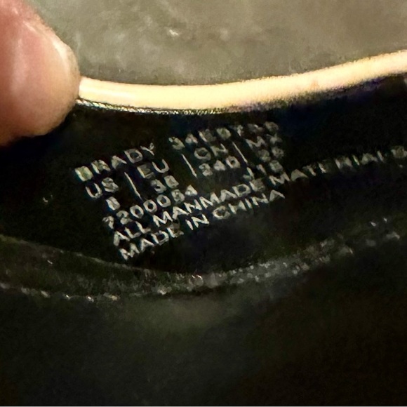 Calvin Klein Women's Nude patent leather Pumps - Picture 5 of 5